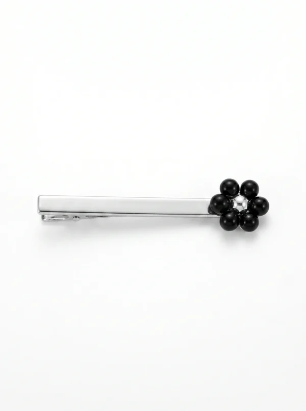 Midnight Daisy Pin