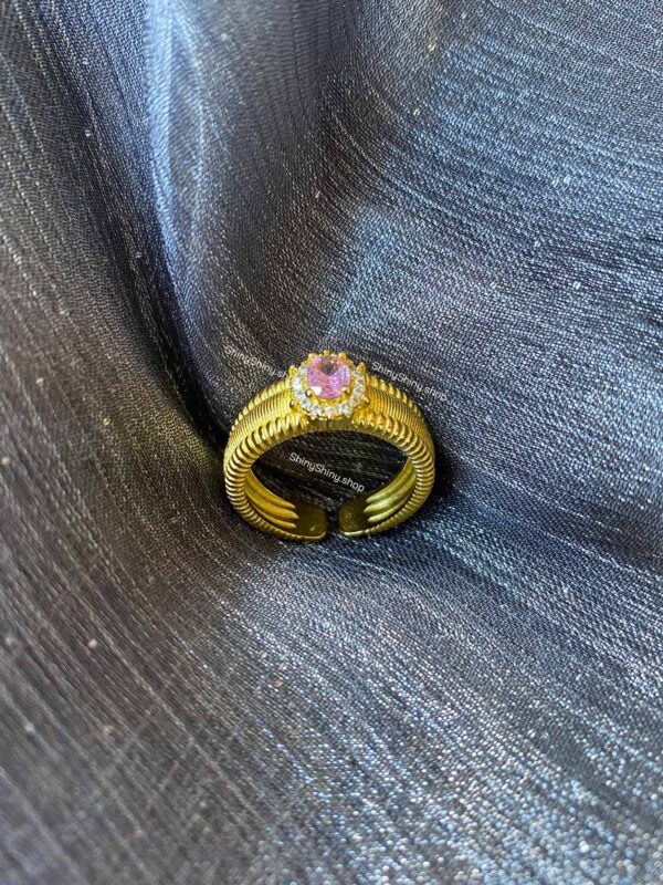 r04 Golden Pink