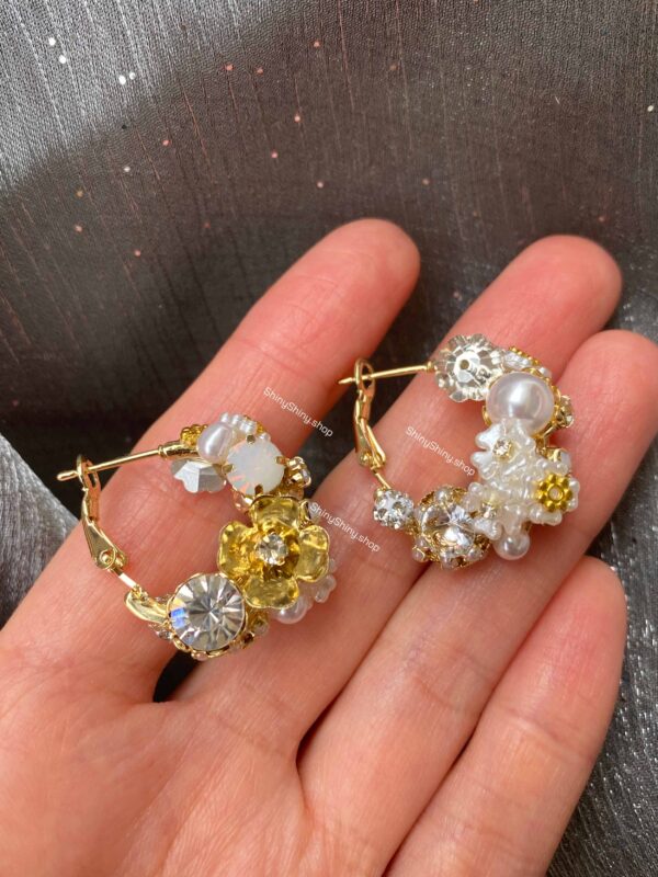 e01 Golden Blossom