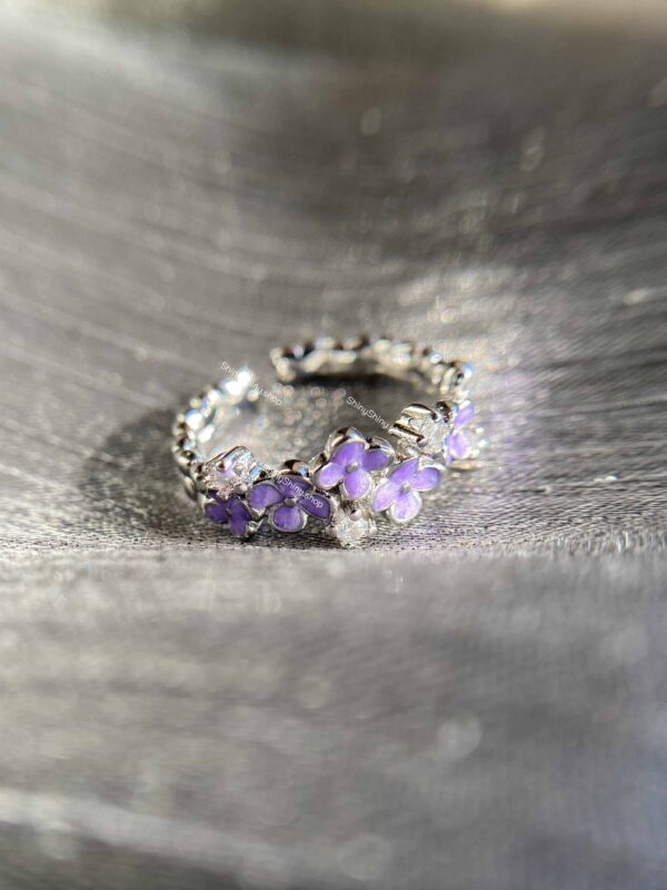 r15 Purple Flower