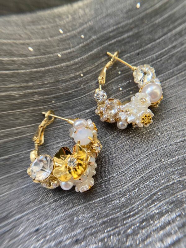 e01 Golden Blossom