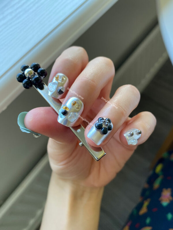 n07 Blue Silver Stones